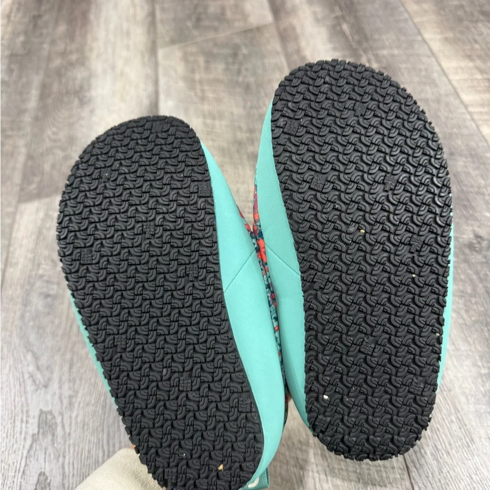 North Face Kids Teal Floral‎ Shoes